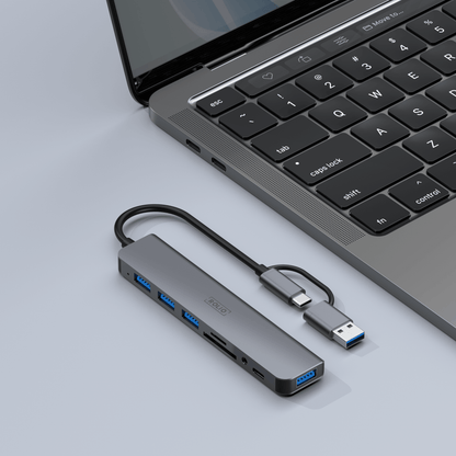Rolio USB C Hub – 4x USB-A – USB-C – 3,5 mm Aux – SD/TF-Kartenleser – inklusive Konverter